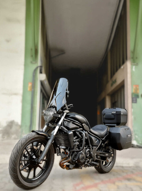 Kawasaki Eliminator 500 Babax Tur camı Sağ yan perspektif görünüş